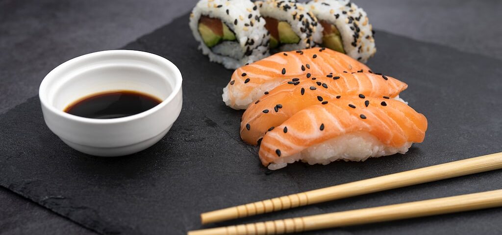 Jak przygotować sushi we własnym domu?
